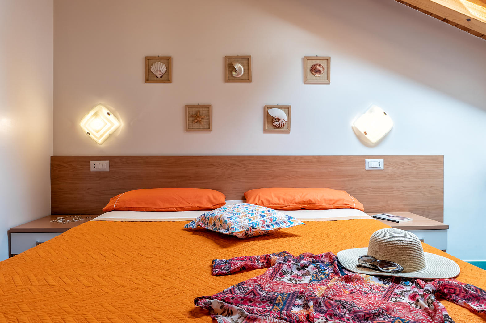 Camera Arancione di Casa Chiarito, Casa Vacanze ad Amalfi.